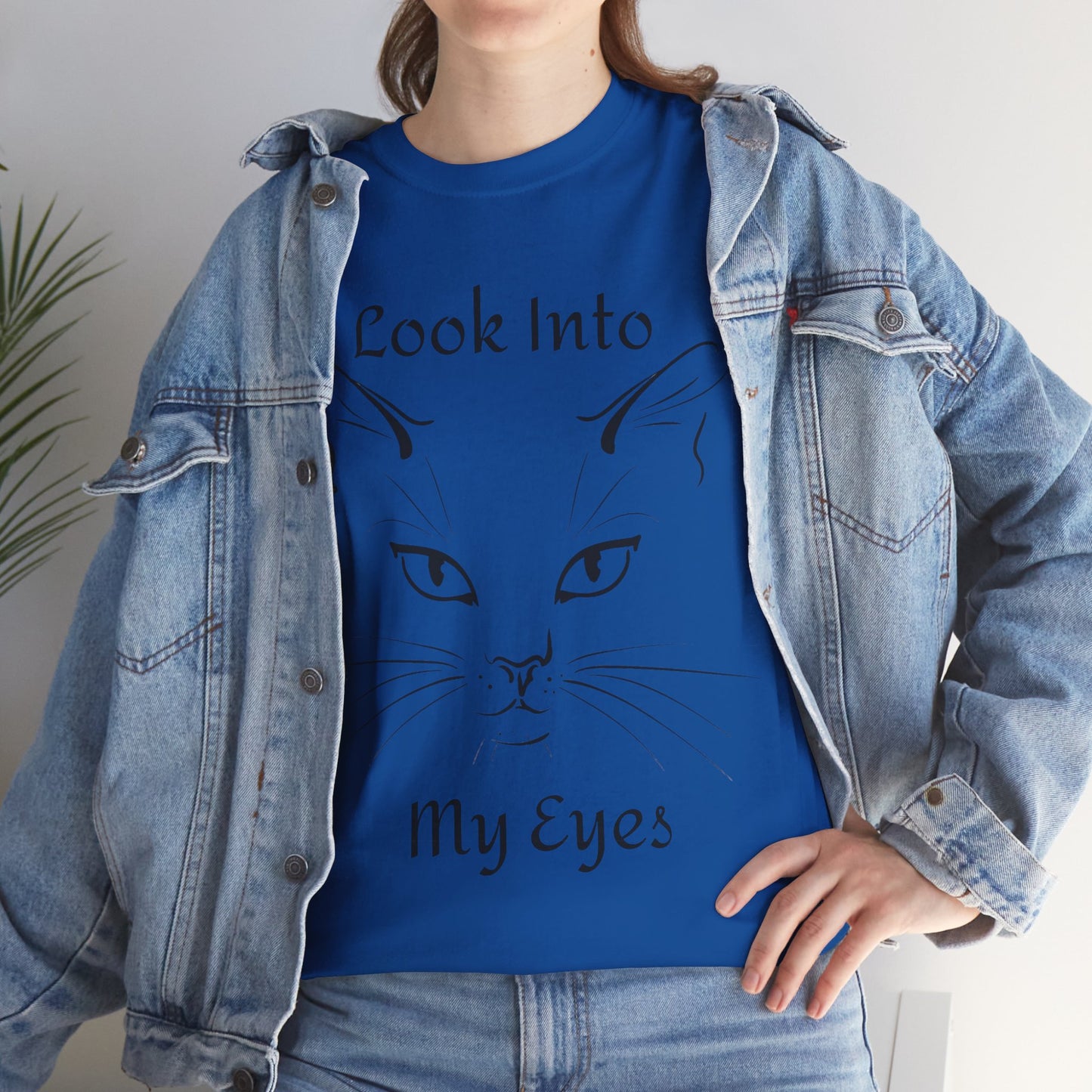 Look into my eyes Unisex Heavy Cotton Tee